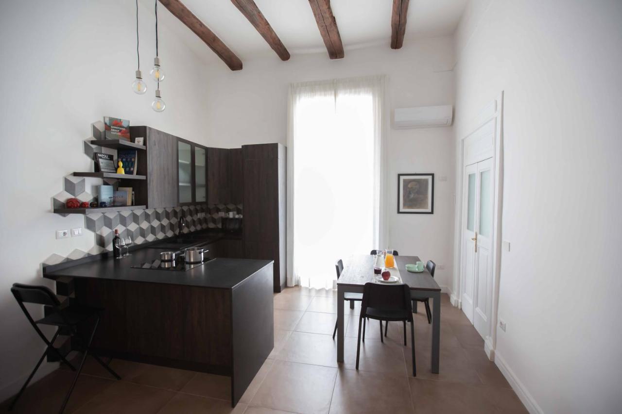 Domus Delia Luxury Apartment Napoli Eksteriør billede